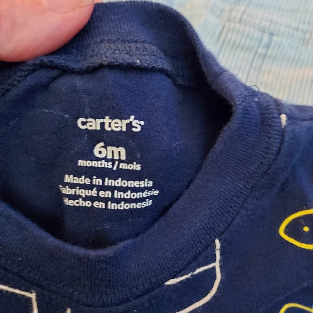 Carters Baby Boys 2-Piece Whale Tee and Short Overalls Set in Size 6M - Picture 8 of 9